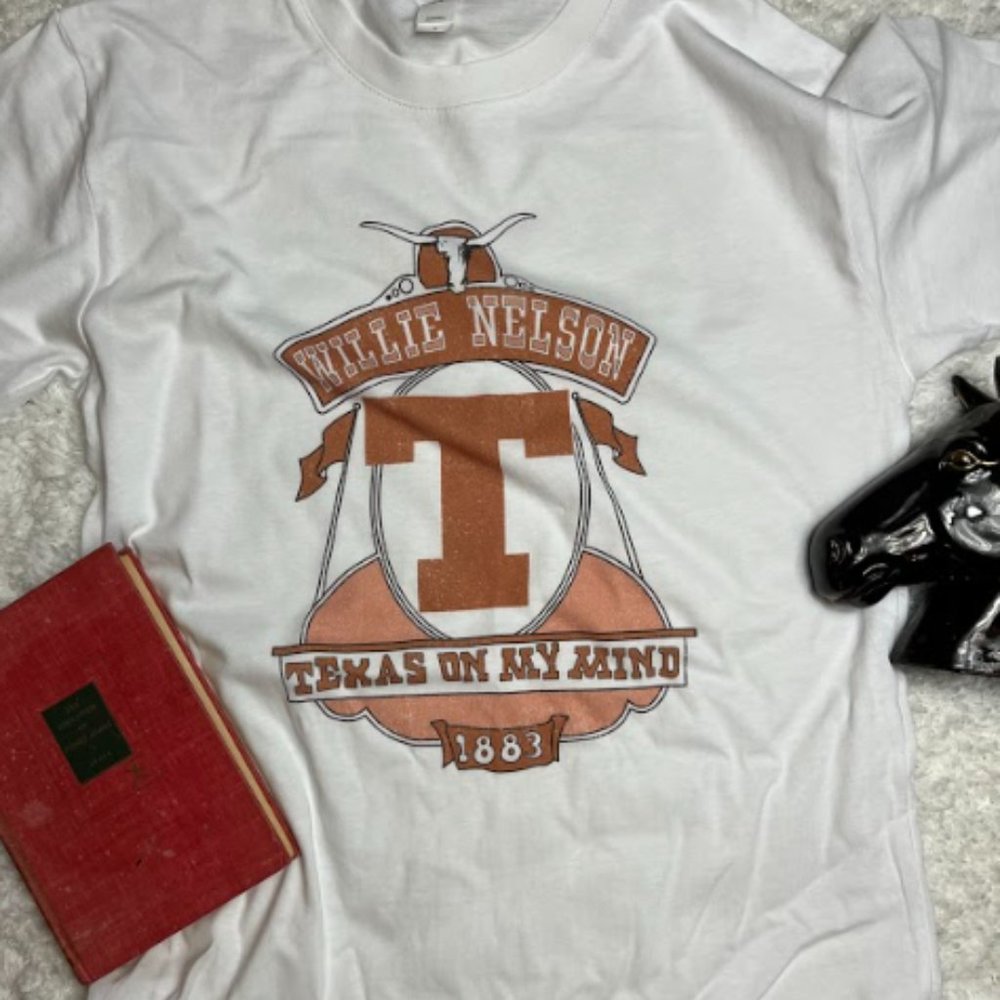 Willie Nelson Texas On My Mind Classic Country Music Graphic Tee T-Shirt